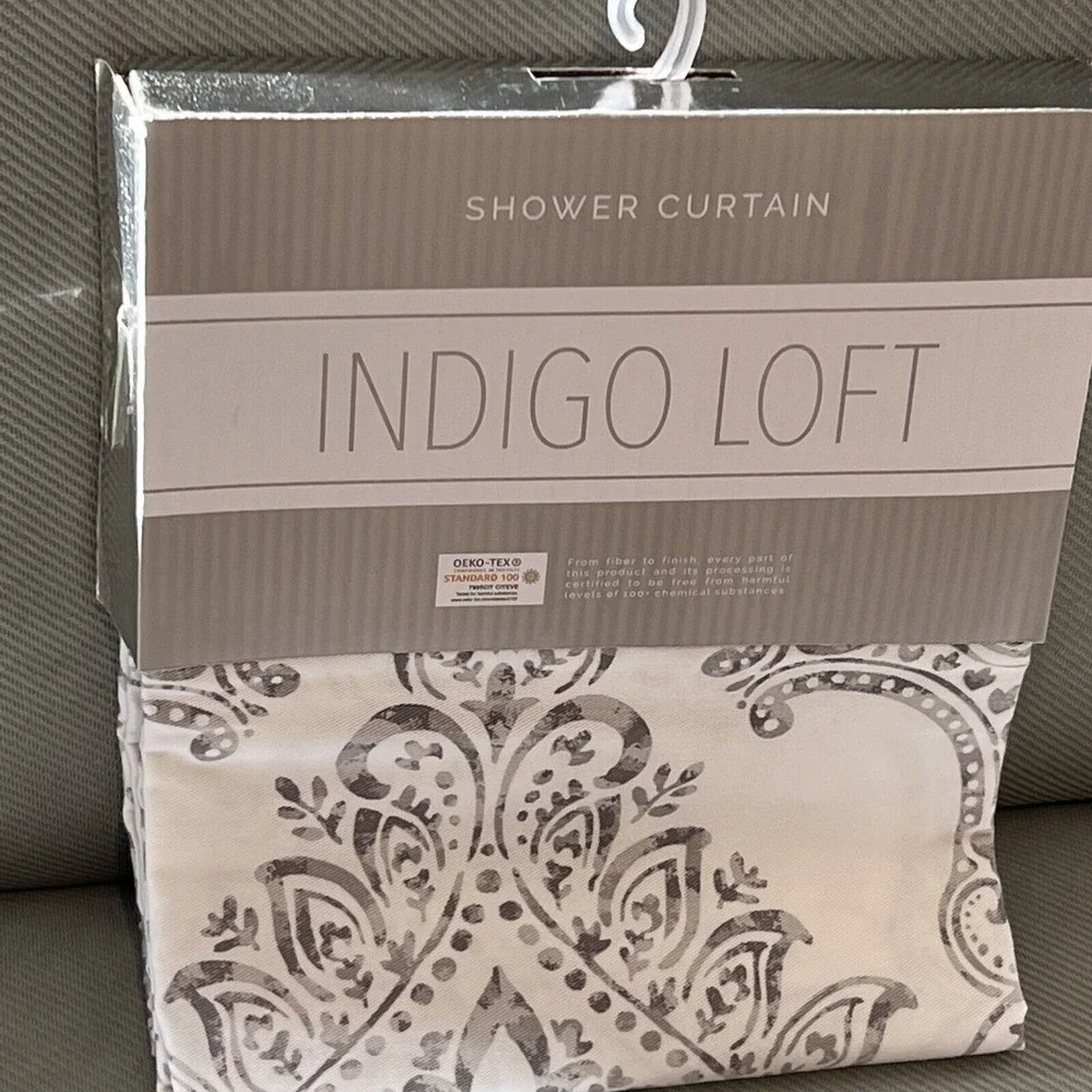 New Indigo Loft Paisley Medallion Flower Shower Curtain White Gray Cotton Blend